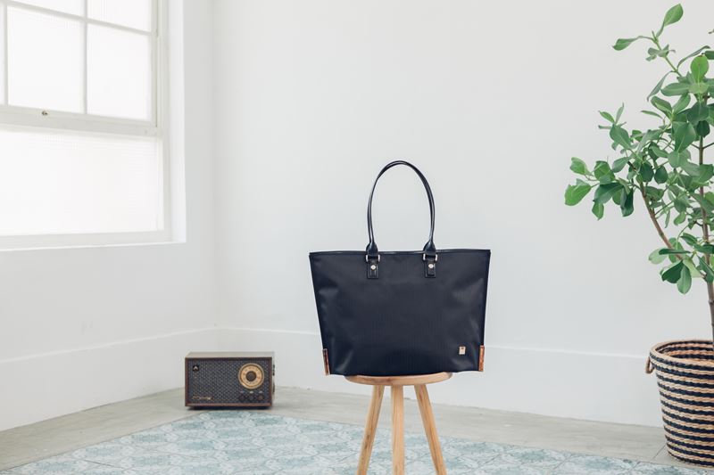 Moshi Aria - Torba damska z pokrowcem na laptopa 13" (Slate Black)