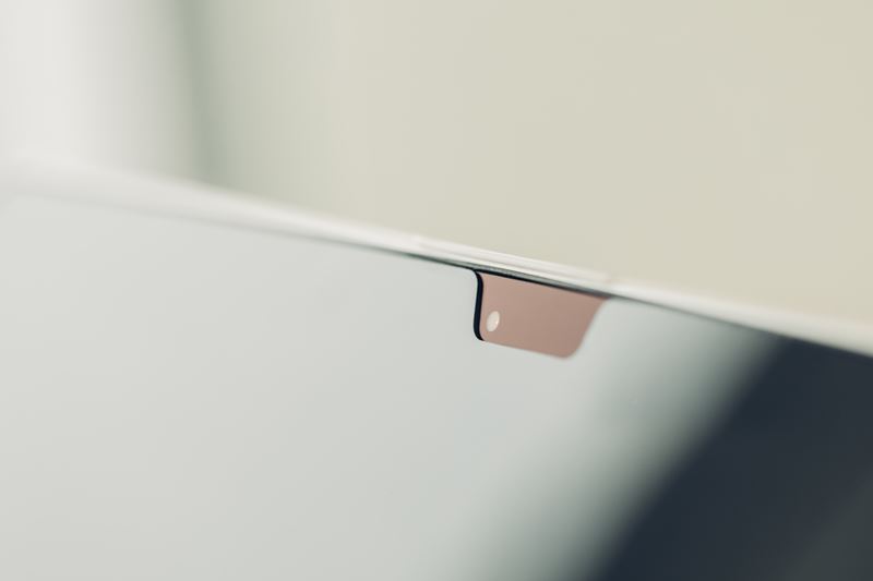 Moshi Umbra - Folia ochronna na ekran MacBook Pro 13" (2020/2018/2017/2016) / MacBook Air 13" Retina z filtrem prywatyzującym (czarna ramka)