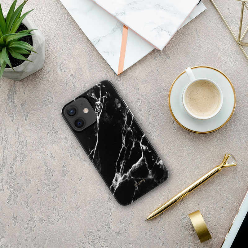 Crong Marble Case - Etui iPhone 12 Mini (czarny)