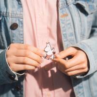 Muminki - Zestaw 4 przypinek do ubrań lub plecaka