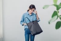 Moshi Aria - Torba damska z pokrowcem na laptopa 13" (Slate Black)