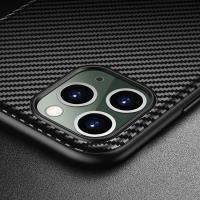 Crong Prestige Carbon Cover - Etui iPhone 11 Pro (czarny)
