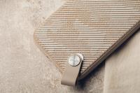 Moshi Altra - Etui z odpinaną smyczką iPhone 12 / iPhone 12 Pro (system SnapTo) (Sahara Beige)