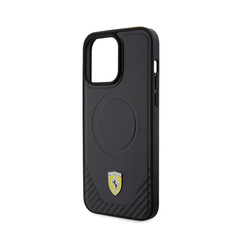 Ferrari Carbon Metal Logo MagSafe - Etui iPhone 15 Pro Max (czarny)