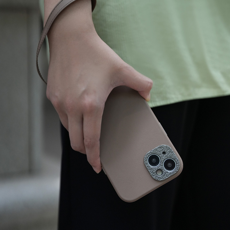 Moshi Napa MagSafe - Skórzane etui iPhone 15 Pro Max (Woodsmoke Brown)